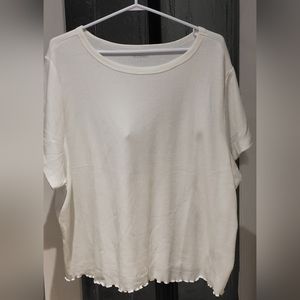 Lettuce edge cropped tshirt